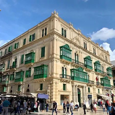 Apartment Historic 2br Townhouse With Charm & By 360 Estates Valletta